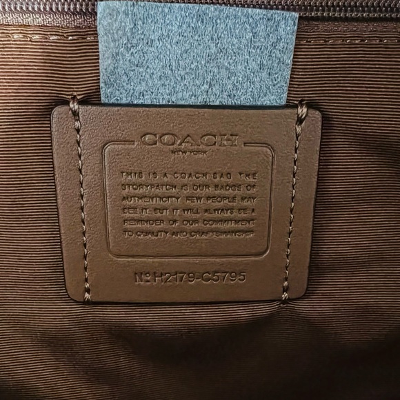 COACH Signature Kenley Backpack - Picture 8 of 12